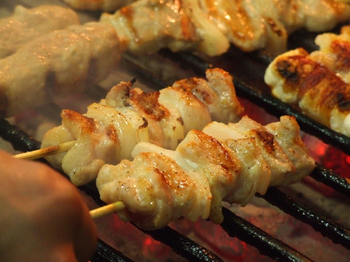 Yakitori lovers must see it! You can't talk about yakitori without eating yakitori here ♪