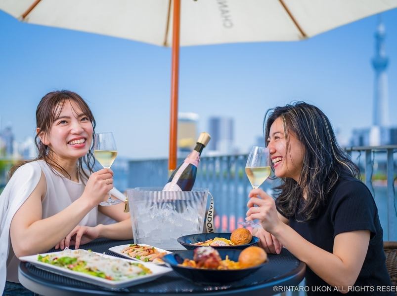 [A 5-minute walk from Kuramae Station♪] The open terrace with the best view is perfect for the season from spring to autumn! It's recommended not only for various banquets, but also for girls-only gatherings and couples' dates! There's also a shower room, so you can run. Please take a break on the way♪