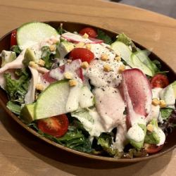 鲜嫩鸡肉凯撒沙拉