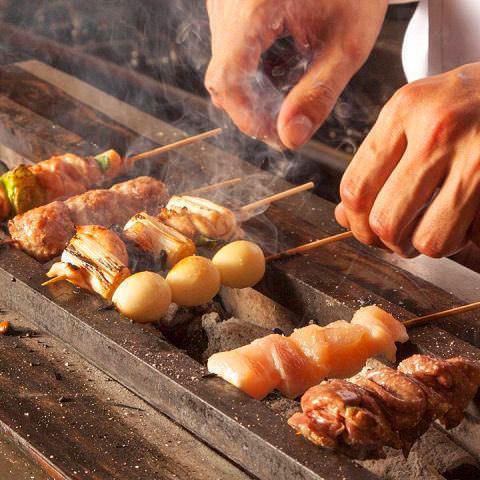 焼き鳥６種盛り合わせ「鍛錬された職人の味をお楽しみください」