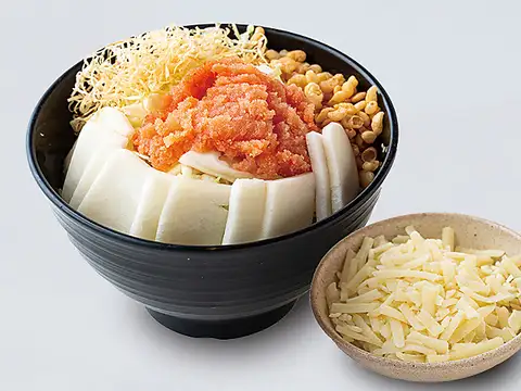 東京下町発祥の鉄板料理「明太もちチーズもんじゃ」