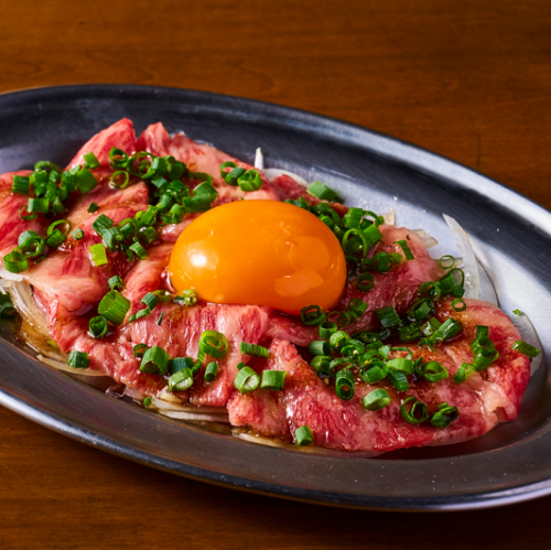 黒毛和牛サーロインの月見炙り刺し