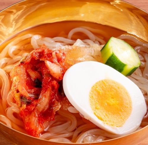 名物！こだわりの一口冷麺