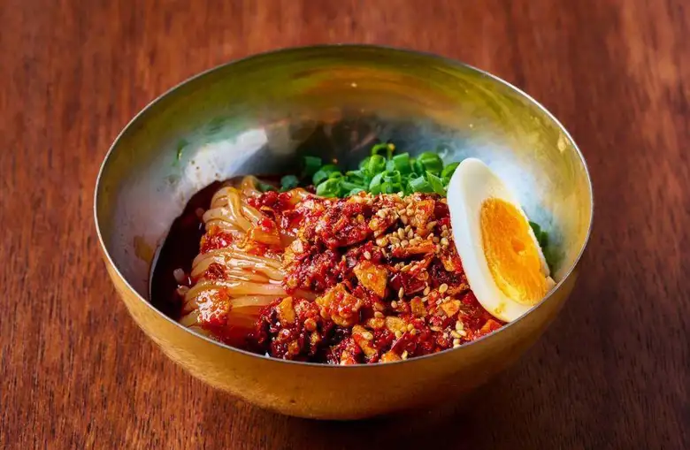 食べるラー油冷麺