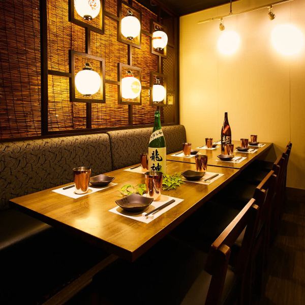 It's a good location 1 minute from Kanayama Station, so it's perfect for those who want to enjoy themselves after work or just before the last train. Please enjoy it.We will guide you to comfortable seats according to the number of people.We have a wide range of private rooms that can accommodate small groups to groups!