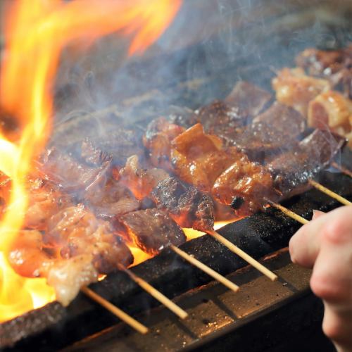 炭火焼き串焼きが自慢！