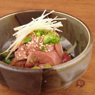 鶏レバユッケ