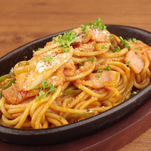 鉄板ナポリタン