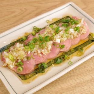 ネギ塩タン刺し