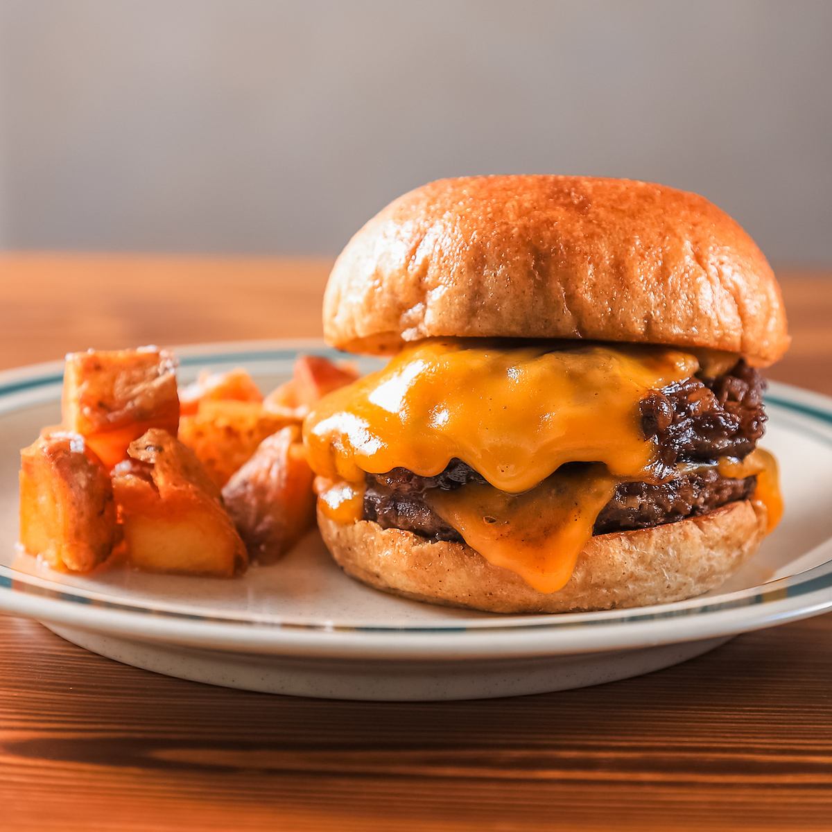 ランチから営業しております！ご来店お待ちしております！