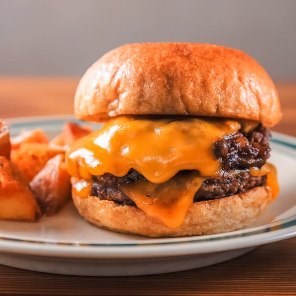 ハンバーガーの定番！【チーズバーガー】