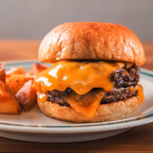 ハンバーガーの定番！【チーズバーガー】