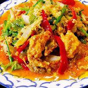 Stir-fried Soft Shell Crab with Fluffy Egg Curry "Poonim Pad Pong Curry"