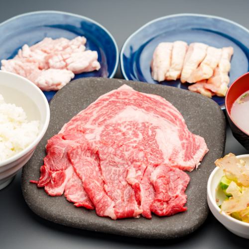 ☆Lunch set with 60-minute all-you-can-eat Awaodori chicken and Shikoku pork☆ [Awa Kuroushi beef assortment] ◆1,000 yen [1,100 yen including tax]◆
