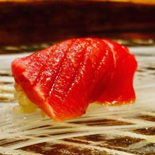 Red shrimp/red bluefin tuna