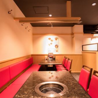 It's close to Hamamatsu Station, so you can casually stop by on your way home from work! *4-person tables cannot be combined.