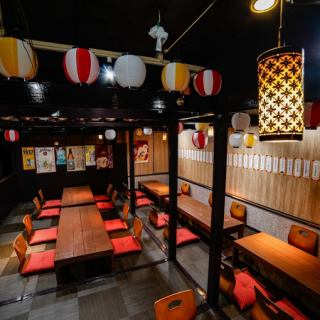 貸切宴会にも対応可能で、会社宴会や大型飲み会にも人気。料理もドリンクも種類豊富なので、幅広い年代で楽しめます。国分町で気軽に盛り上がれる満腹宴会空間として利用しやすい一軒です。