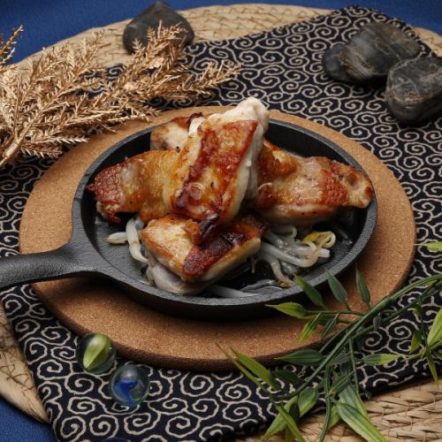 鶏モモ焼き（塩）／トントロ焼き（塩）　