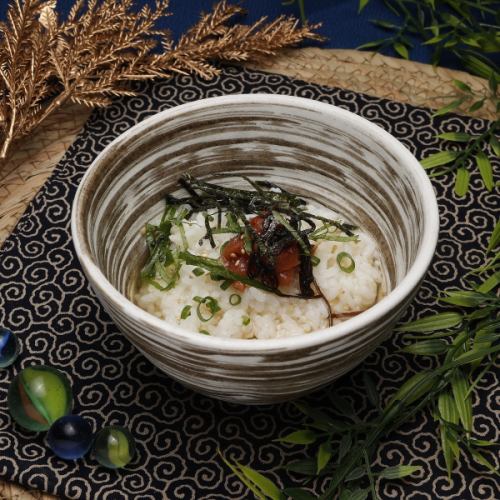あごだし茶漬け（鮭・梅）