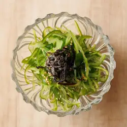 塩昆布ピーマン／踊る大鰹節線冷やっこ／キンッキン！塩冷やしトマト