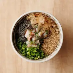 あごだしたこわさ茶漬け／あごだし鮭茶漬け／あごだしうめ茶漬け