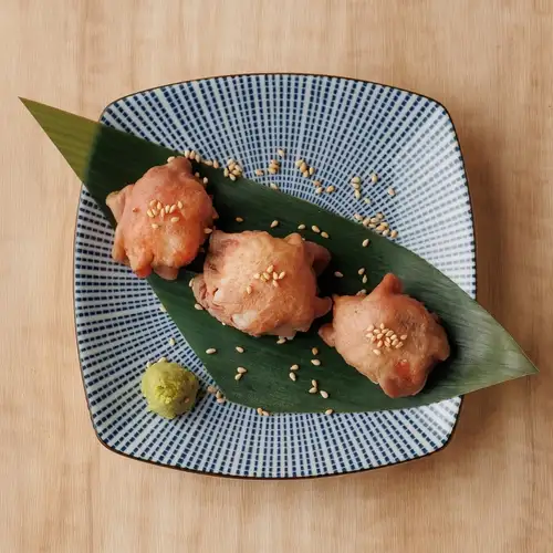 一口牛タン手毬寿司（3個）／仙台味噌牛タンそぼろ鬼のっけおにぎり