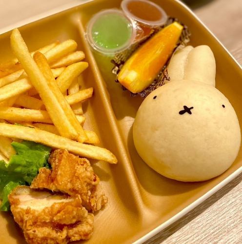 [Lunch] Children's plate 660 yen (tax included)