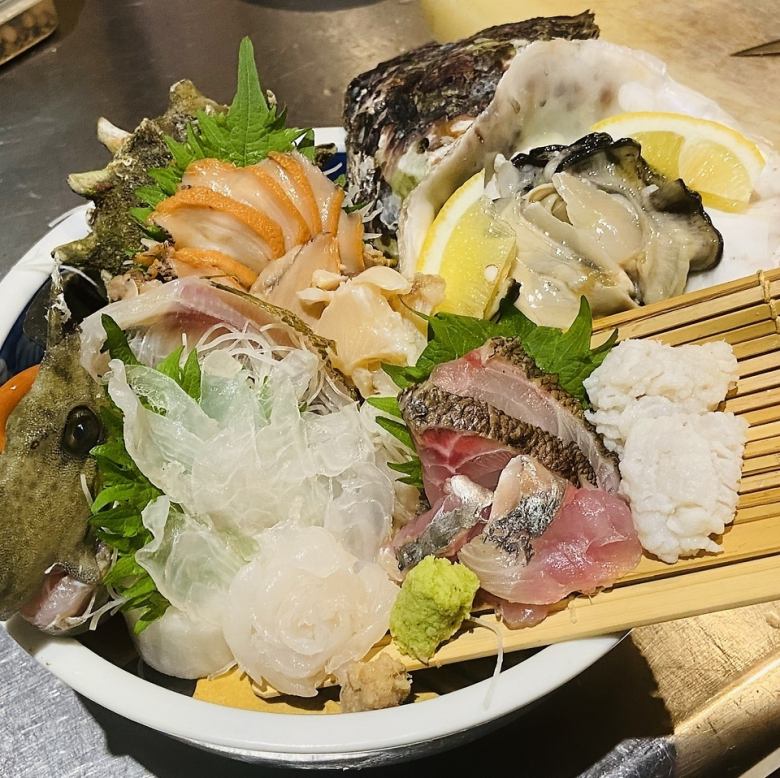 季節の魚　刺身盛り