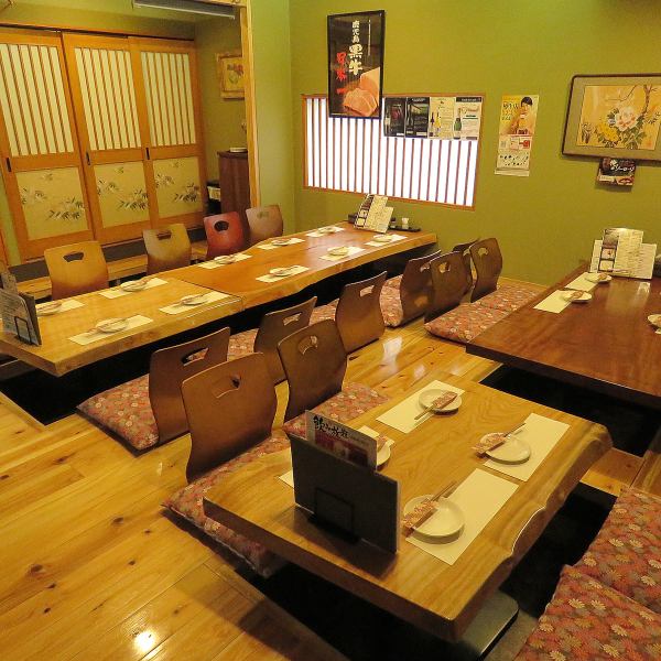 It is a spacious space.~ 20 people can sit.Because it is a digging, you can talk relaxedly ♪ It is used for banquets such as company drinking parties, alumni associations and synchronization parties.