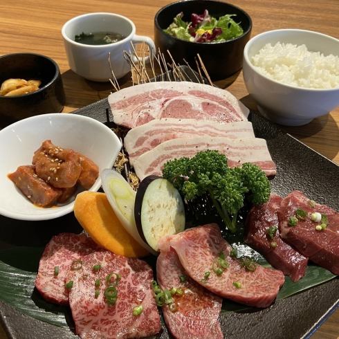 The lunch menu is also very filling
