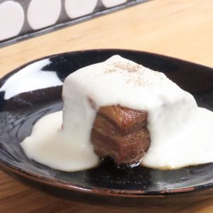 燉白牛角配白汁松露