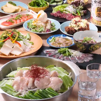 송년회에 추천 ◎ [소 모츠 냄비 코스] 120 분 음료 무제한! 소 모츠 냄비 + 치킨 남만 등 5500 엔 (세금 포함)