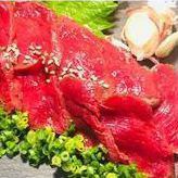 天然馬肉生魚片<紅肉>