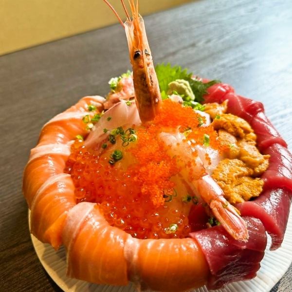 ランチもRikusui♪その時期その時期で変わる厳選した食材を使った贅沢ランチをお楽しみくださいませ◎