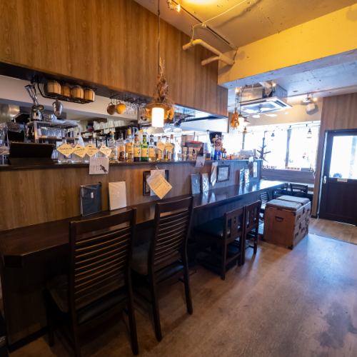We have comfortable counter seats available.