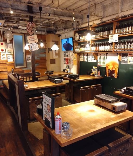 広々とした店内は、各種宴会や飲み会でごゆっくりお過ごし頂けます♪1名様~最大38名様まで収容可能で、店内奥には10名様まで座れる掘りごたつ式の座敷もご用意しております。誕生日会や記念日、デートにもお勧めです★