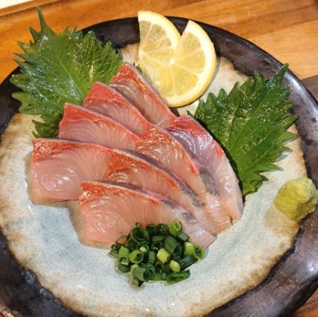 海の王者!カンパチ刺身