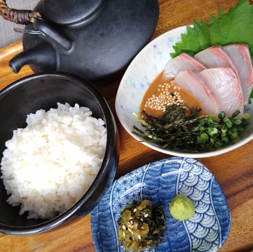 自慢の出汁茶漬け