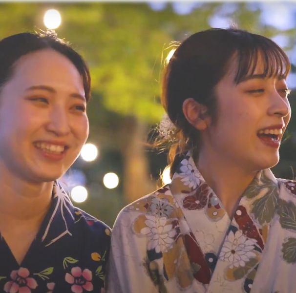 笑い声が重なって、グラスが重なって。夏の風が心地いいこの時間、大人になってよかったって思える。そんな一杯が、ここにあります。【イタリアン/食べ放題/飲み放題/食べ飲み放題/ビュッフェ/ランチ/テイクアウト/鹿児島】