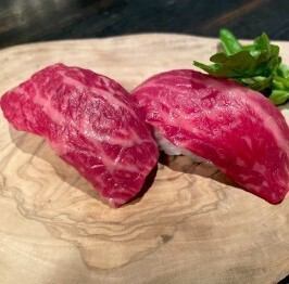 近江牛の炙り牛寿司2貫