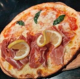 生ハムレモリーナ×マルゲリータD.O.C(ハーフ&ハーフ)