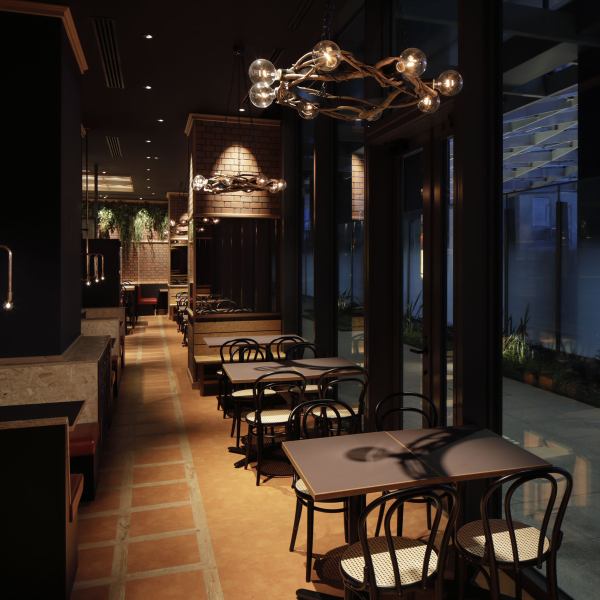 アンティーク調の落ち着いた色味と間接照明がクラシックな雰囲気を演出。ゆったりとお食事をしていただけるお席です。通常は2名様から4名様向けのお席としてご案内していますが、テーブルを横並びにして大人数でもご活用いただけます。