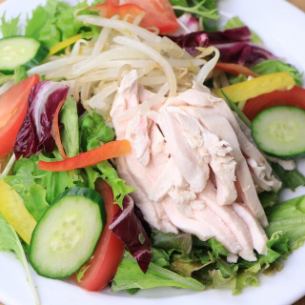 실크 두부와 찐 닭 참깨 샐러드