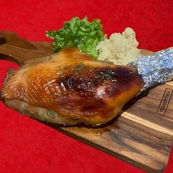 国産鶏の骨付きのクリスマスチキン※完全予約制となります。
