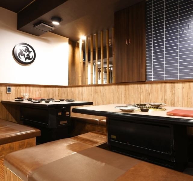 広々とした掘りごたつ席用意しております。最大30名様の宴会なども承っておりますのでご気軽にご相談下さい♪
