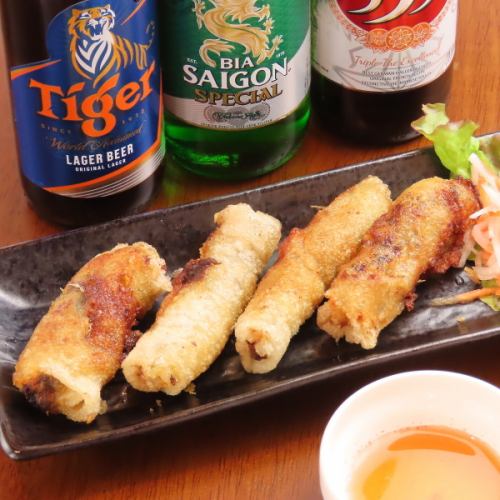エスニックおつまみを堪能