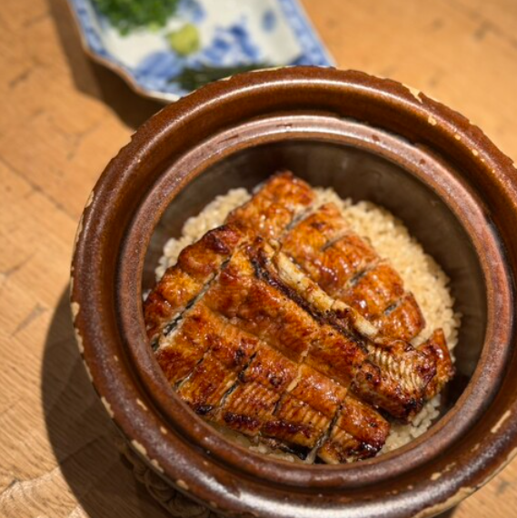 豊富な名古屋めしと美味しい地酒を多数ご用意しております！