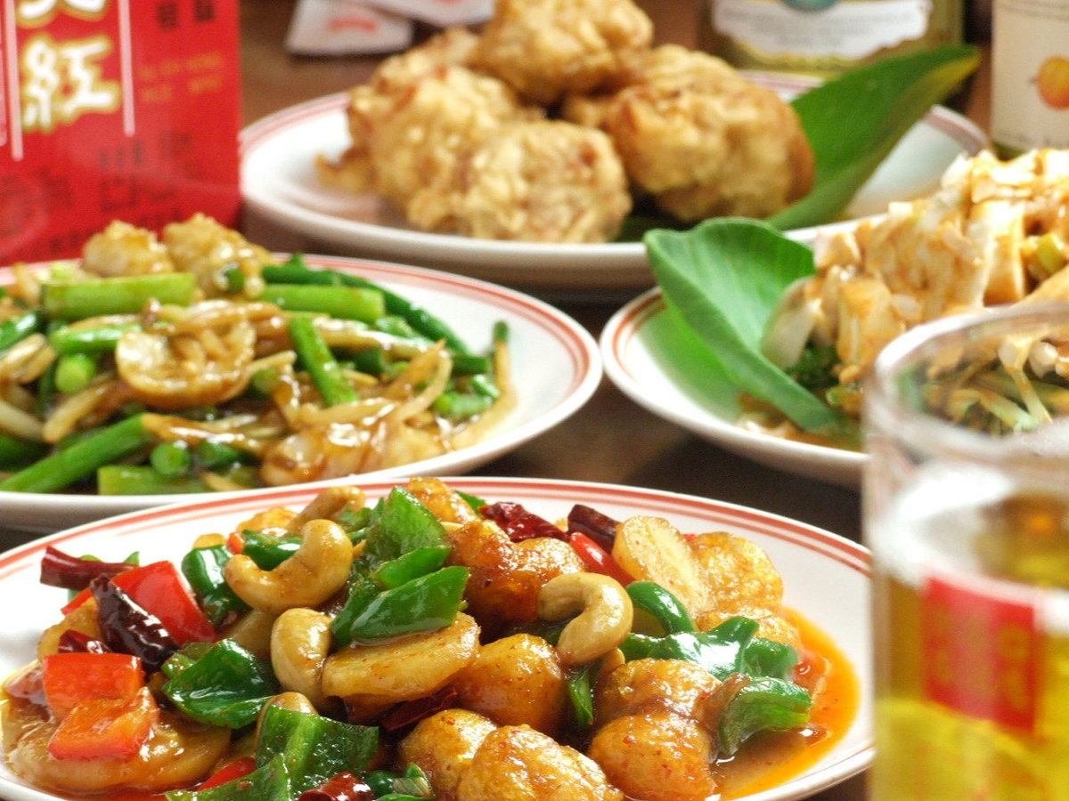 豪華な店内に豪華で満足なお料理の数々。なのにお値段はとってもリーズナブル！