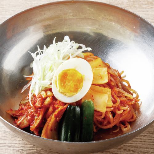 ピビン麺