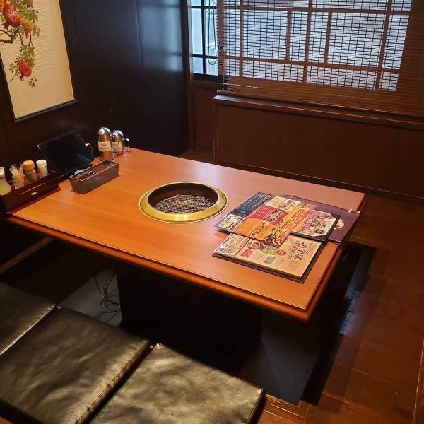 【店面出租】店面最多可容納70人。無論是公司大型宴會、畢業典禮、慶功宴、生日派對等，都請放心使用！無需在意周圍的人，盡情享受烤肉盛宴吧。